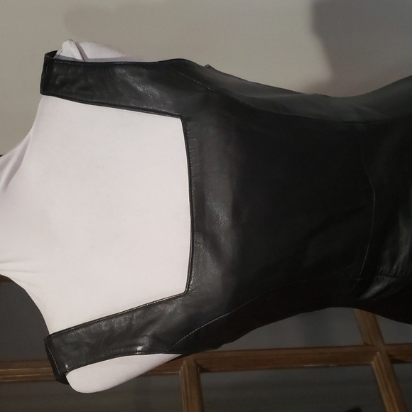 Shoes - Picture 3 of 7